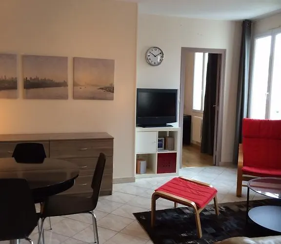 鲁昂卡尔捷圣玛洛公寓 *